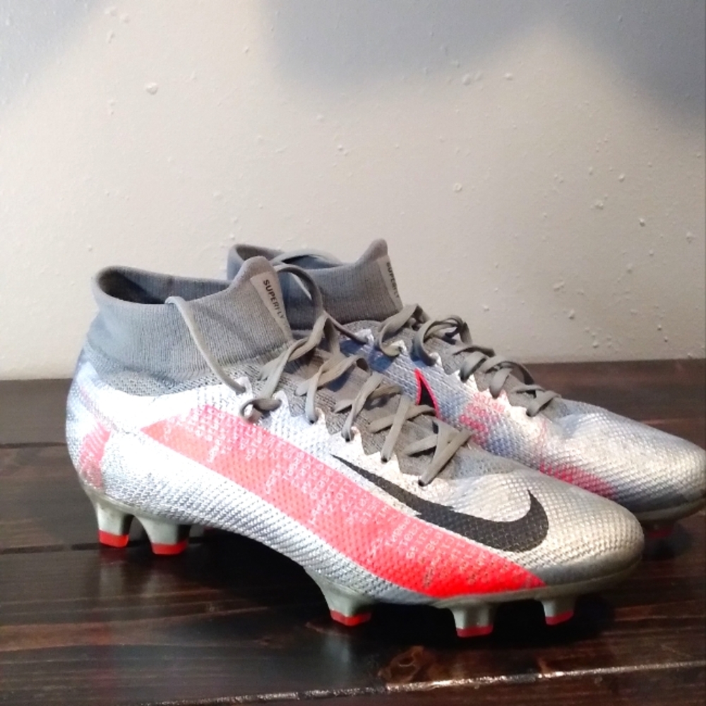 Nike Superfly 360 Soccer Cleats Size 7.5 Mens